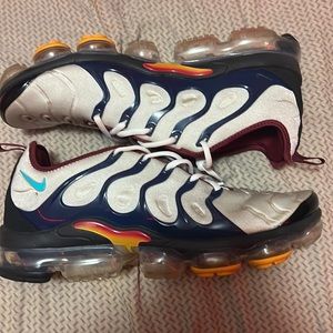 Nike Air vapor max size 12